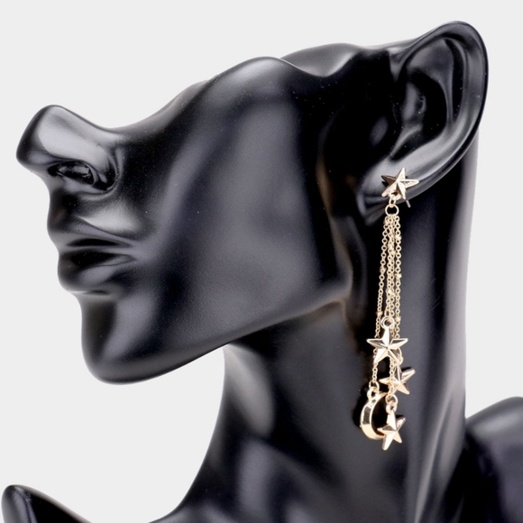 Jewelry - Star and moon eaarings